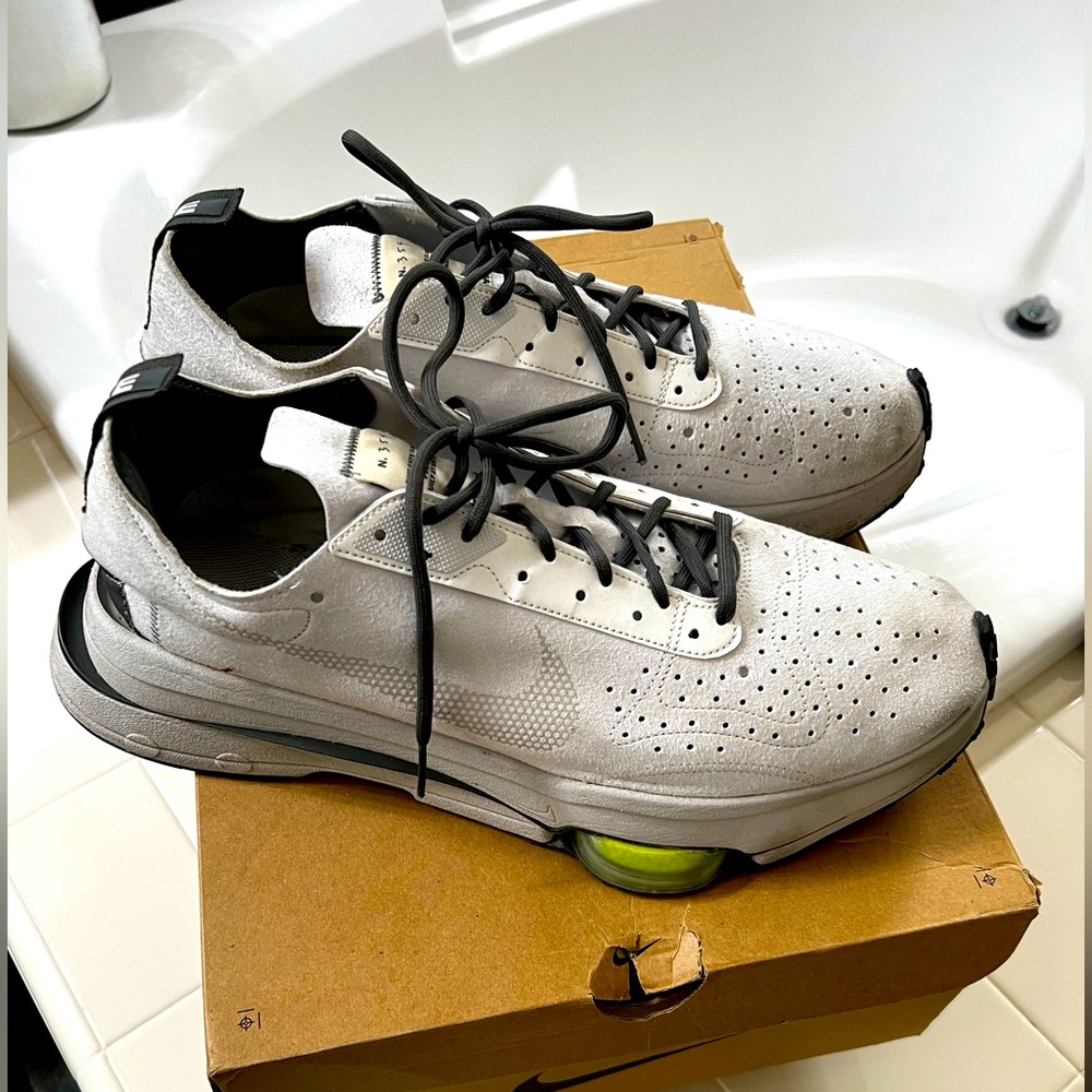 NIKE AIR ZOOM-TYPE